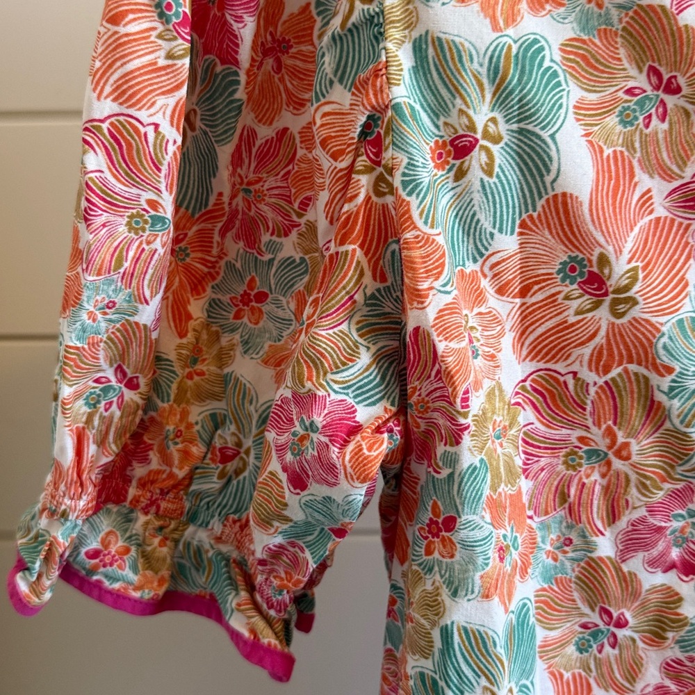 Avara Floral V-Neck Puff Sleeve Blouse — Coral, Teal & Pink - Picture 3 of 4